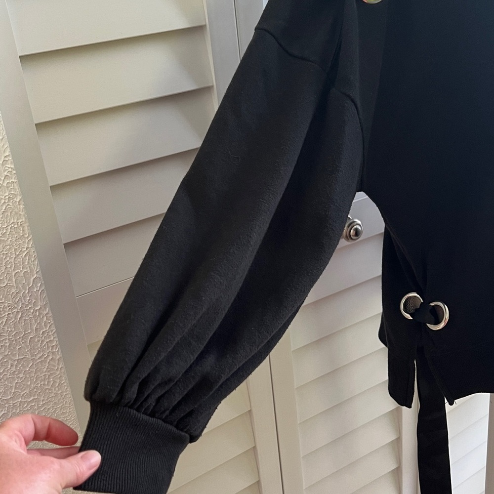 Dex Riveted Ribbon Pullover - Picture 4 of 7